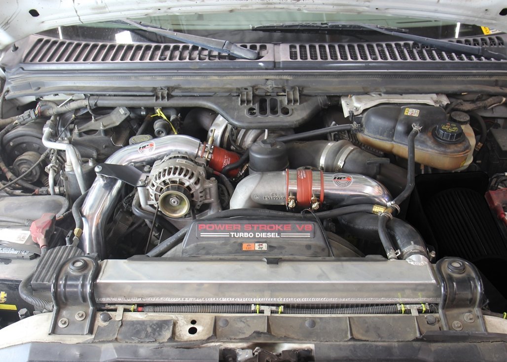 HPS Hot & Cold Side Charge Pipe with Intercooler Boots Kit, 03-07 Ford F550 Superduty Powerstroke 6.0L Diesel Turbo, Red