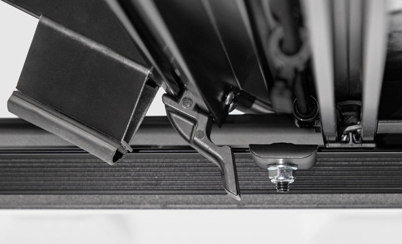 Access LOMAX Tri-Fold Cover 19+ RAM 1500 - 5ft 7in Bed w/o Multifunction Tailgate (Carbon Fiber) B5040039