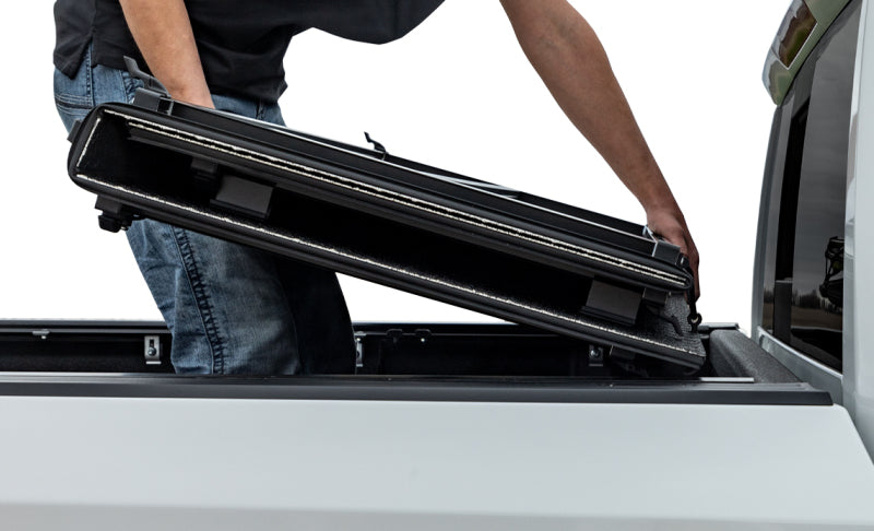 Access LOMAX Professional Series Tri-Fold Cover 14-18 Chevy 1500 Full Size 5ft 8in Bed B0020019